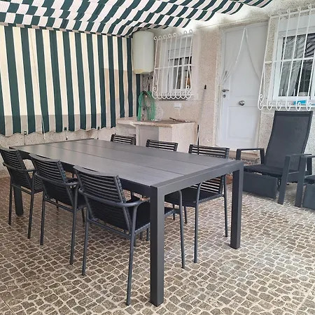 Mysigt Endast 200m Stranden *